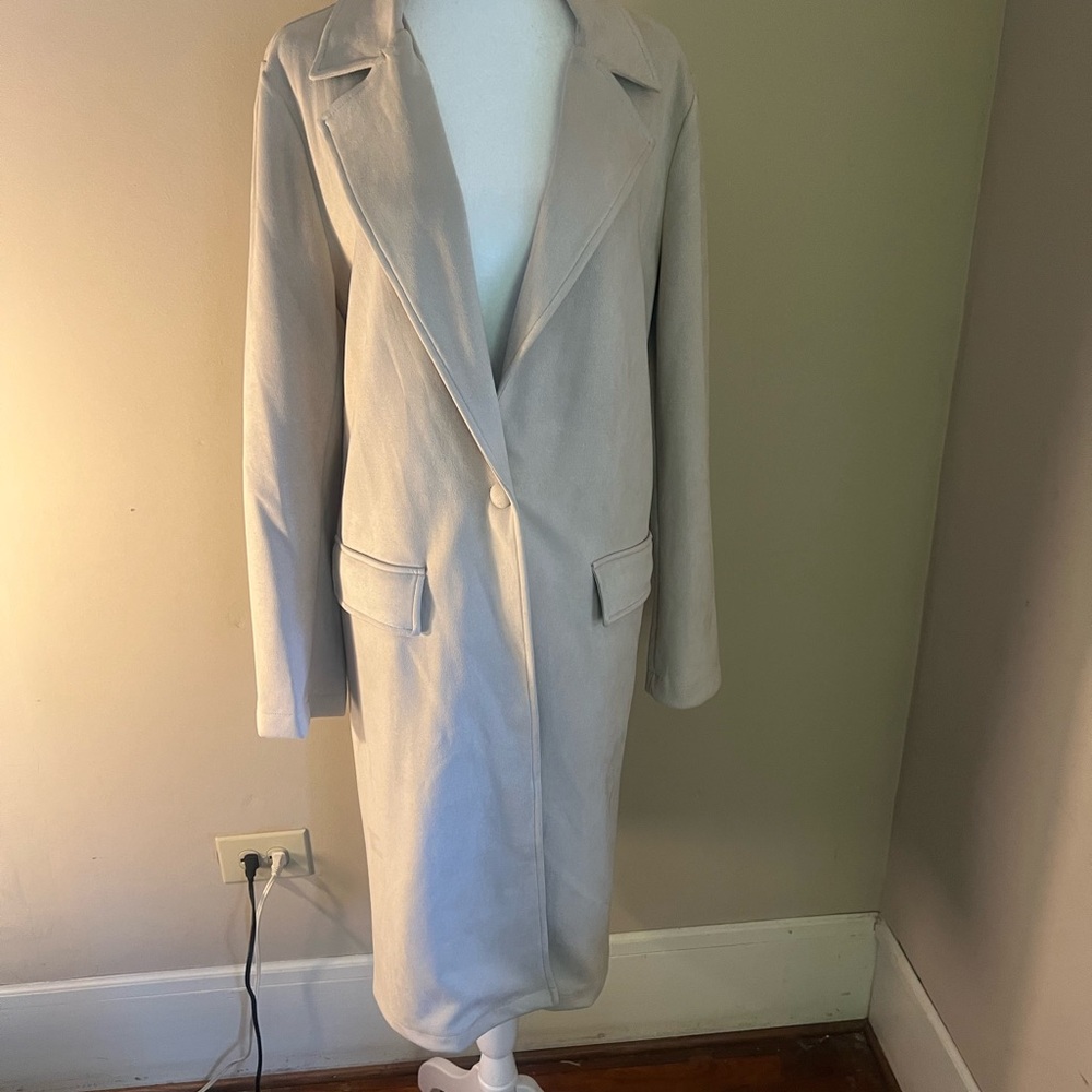 BOHO Chic Quiet Luxury Women's Light Cream Trench Coat